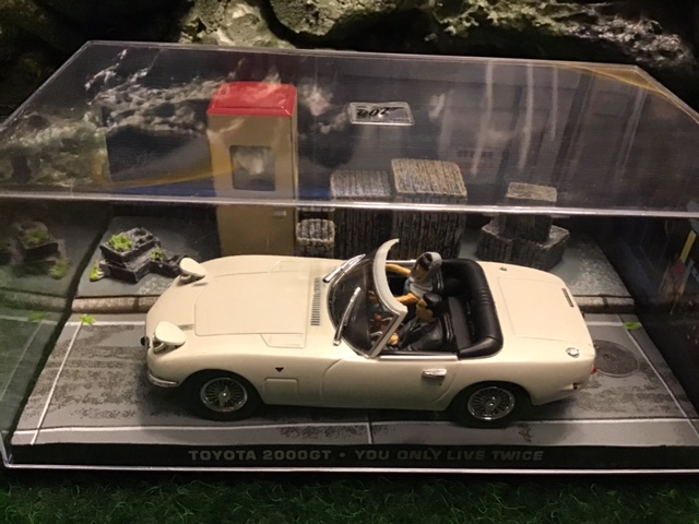 Toyota 2000GT - 007 Bond - You only live twice